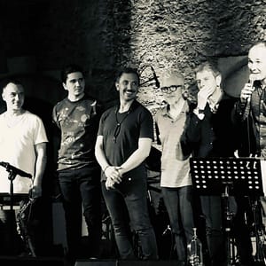 Nicolas Folmer entouré de Stéphane Huchard, Olivier Louvel, Philippe Bussonnet, Noé Huchard et Lucas Saint Cricq joue Breathe au Fort Napoléon